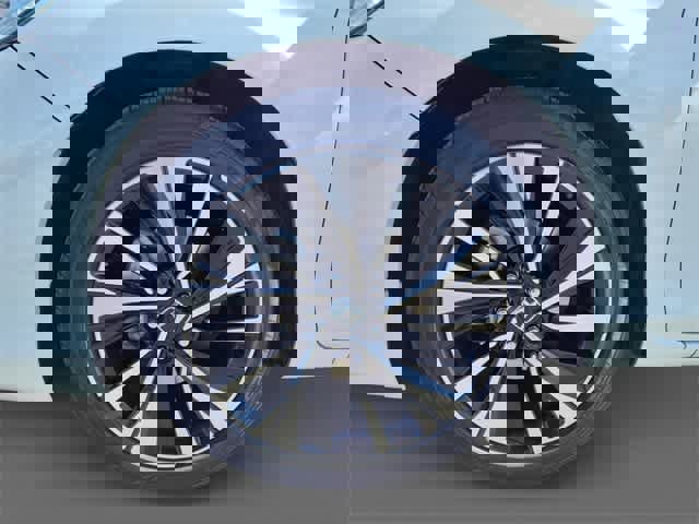 Used 2017 Honda Accord EX image 10