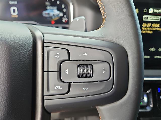 Used 2024 GMC Sierra 1500 AT4 w/ Technology Package AWD/4WD image 18