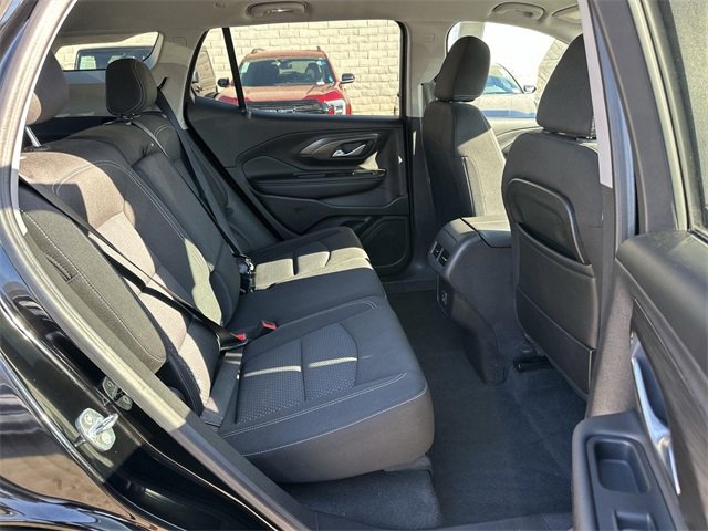 Used 2022 GMC Terrain SLE image 25