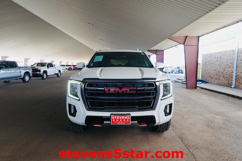 Used 2023 GMC Yukon XL AT4 w/ Technology Package image 2