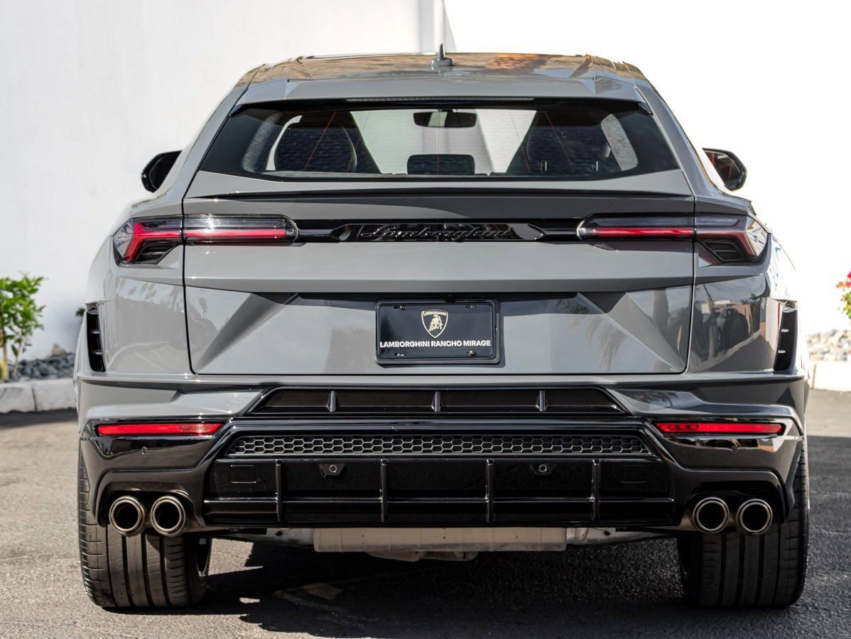 Used 2024 Lamborghini Urus S image 8