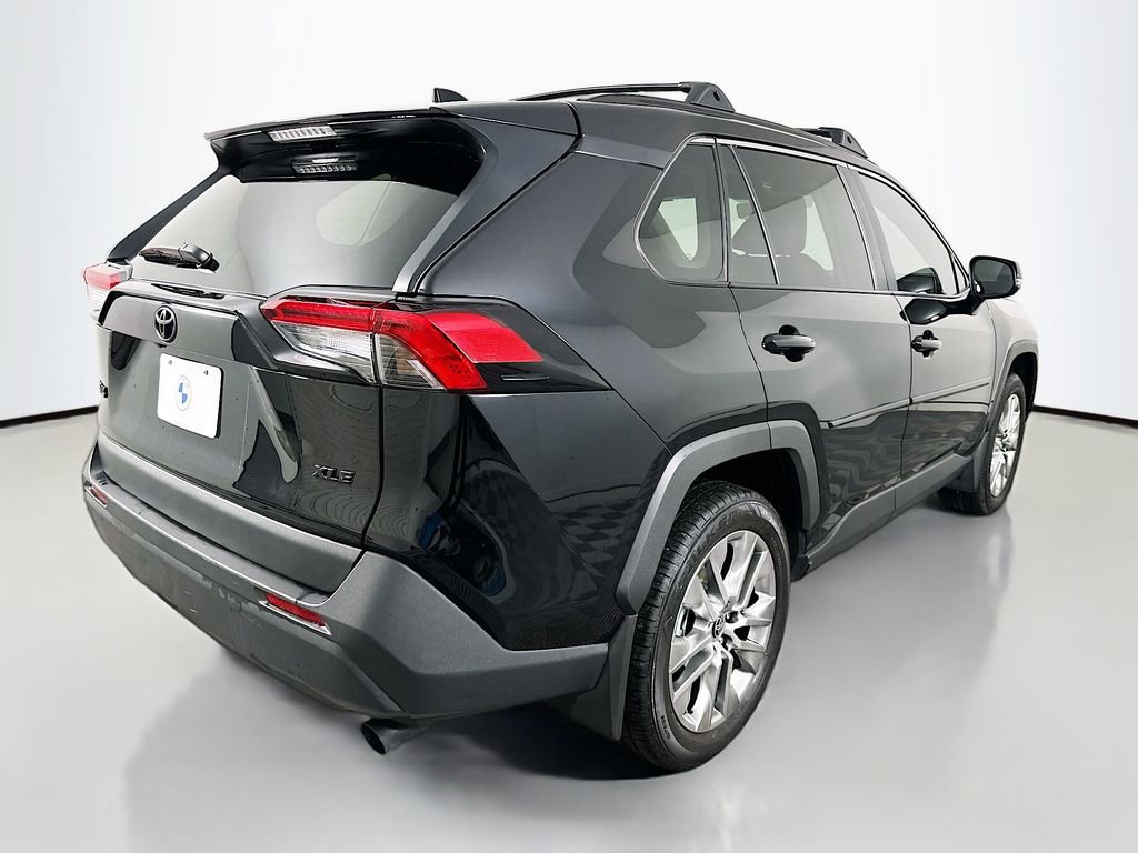 Certified 2025 Toyota RAV4 XLE Premium FWD image 5