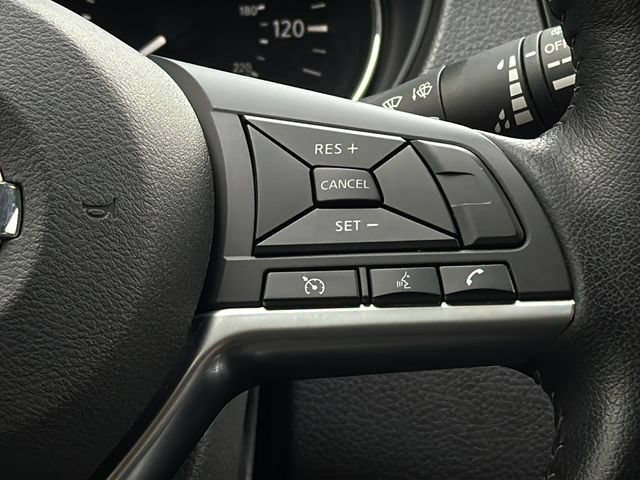 Used 2020 Nissan Rogue Sport SV w/ All-Weather Package AWD/4WD image 26
