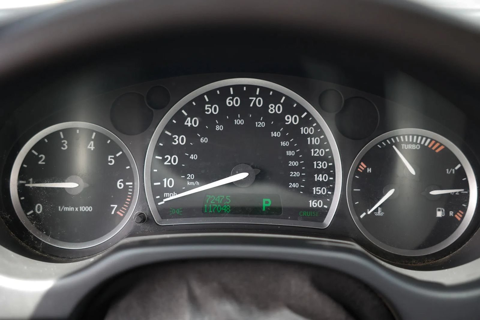 Used 2004 Saab 9-3 Aero FWD image 28