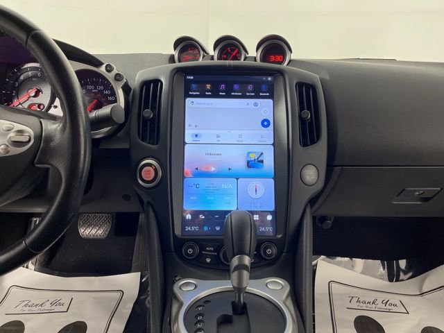 Used 2020 Nissan 370Z Coupe image 24