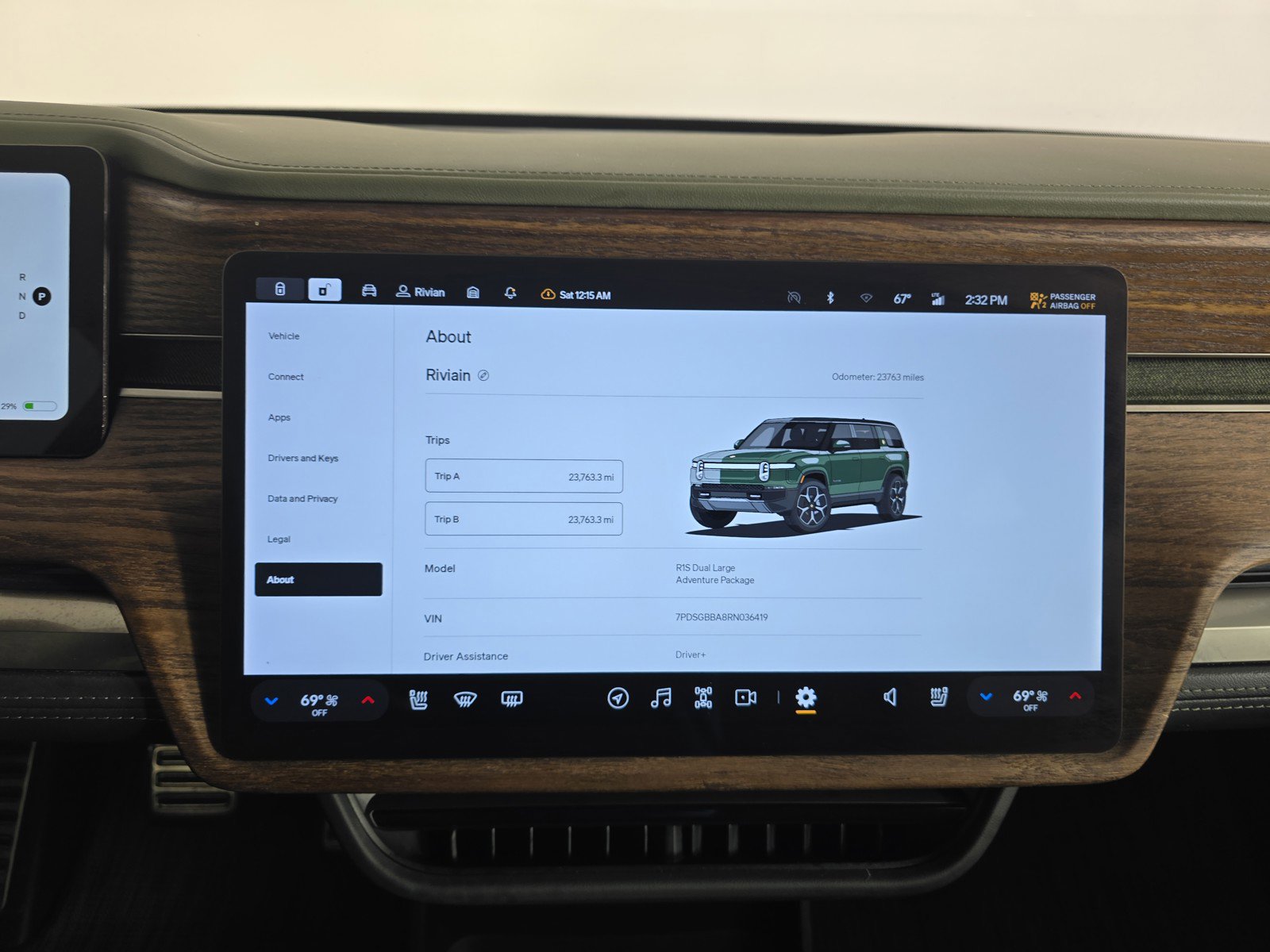 Used 2024 Rivian R1S Adventure AWD/4WD image 29