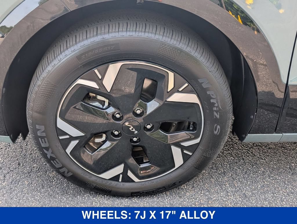 Used 2024 Kia Niro Wind w/ Wind Preserve Package FWD image 10