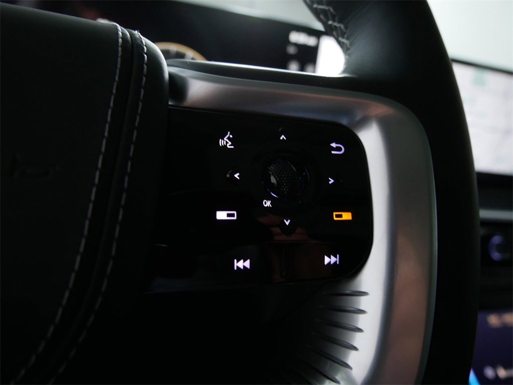 New 2025 INFINITI QX80 Sensory image 23