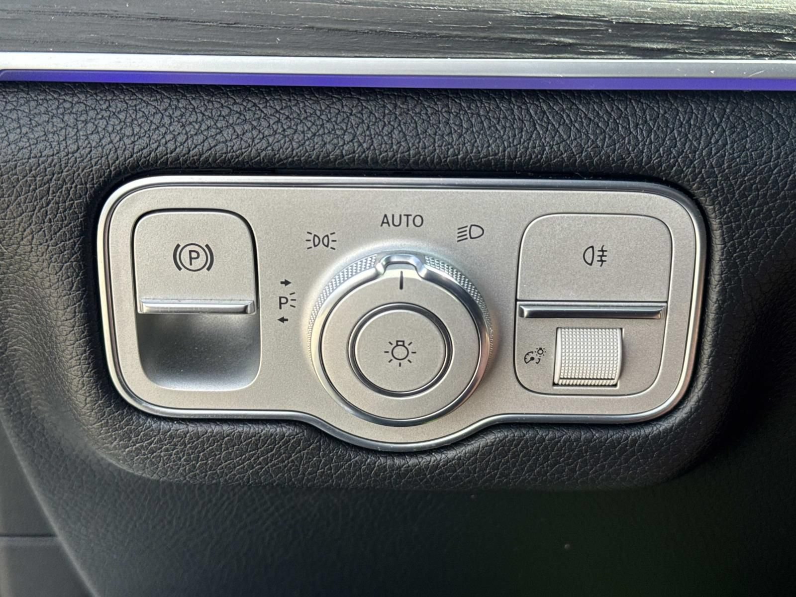 Used 2020 Mercedes-Benz GLE 350 4MATIC image 22