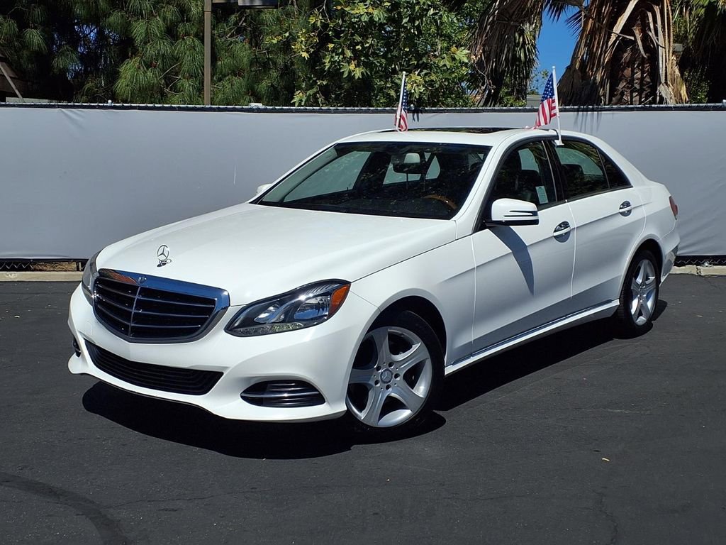 Used 2014 Mercedes-Benz E 350 4MATIC Sedan image 24