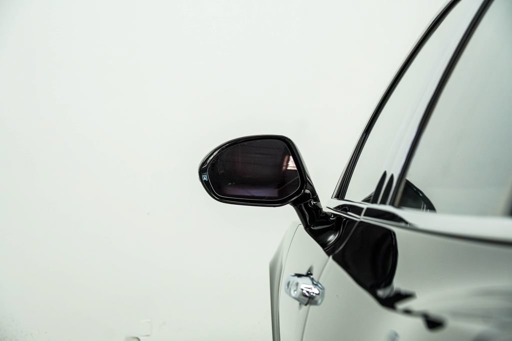 Used 2018 Bentley Mulsanne RWD image 14