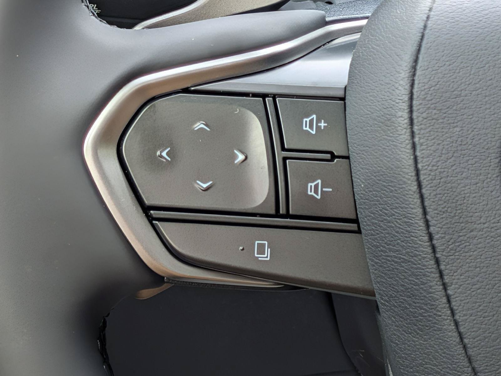Used 2025 Lexus RZ 450e w/ Technology Package AWD/4WD image 12