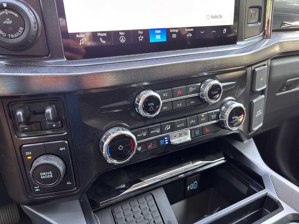 New 2026 Ford F250 Lariat w/ Black Appearance Package AWD/4WD image 35