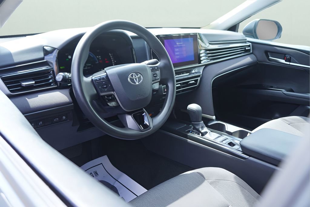 Used 2026 Toyota Camry LE image 13