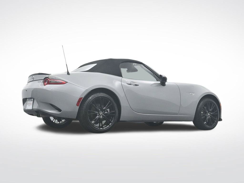 Used 2025 MAZDA MX-5 Miata Club RWD image 32