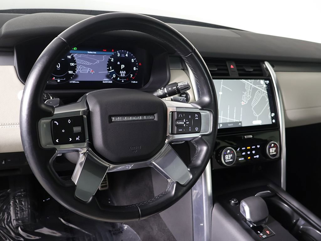 Used 2021 Land Rover Discovery S R-Dynamic image 29