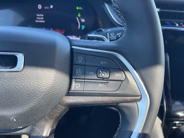 Used 2024 Jeep Grand Cherokee Limited 4xe image 14