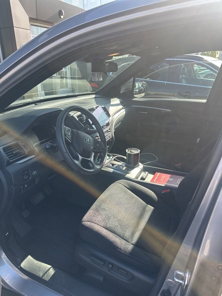 Used 2022 Honda Pilot Sport image 10
