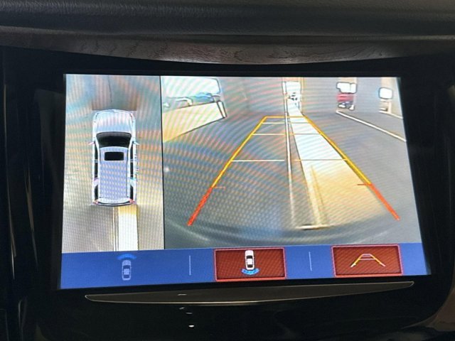 Used 2019 Cadillac Escalade Premium Luxury image 18