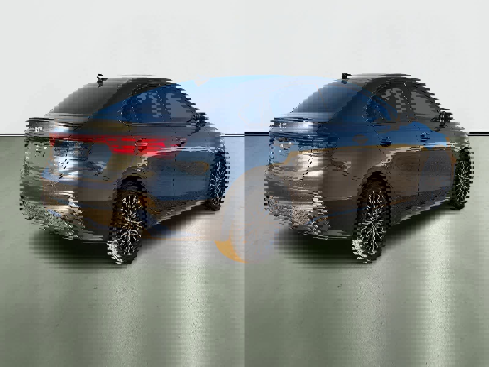 Used 2022 Kia Forte GT-Line w/ GT-Line Premium Package image 4