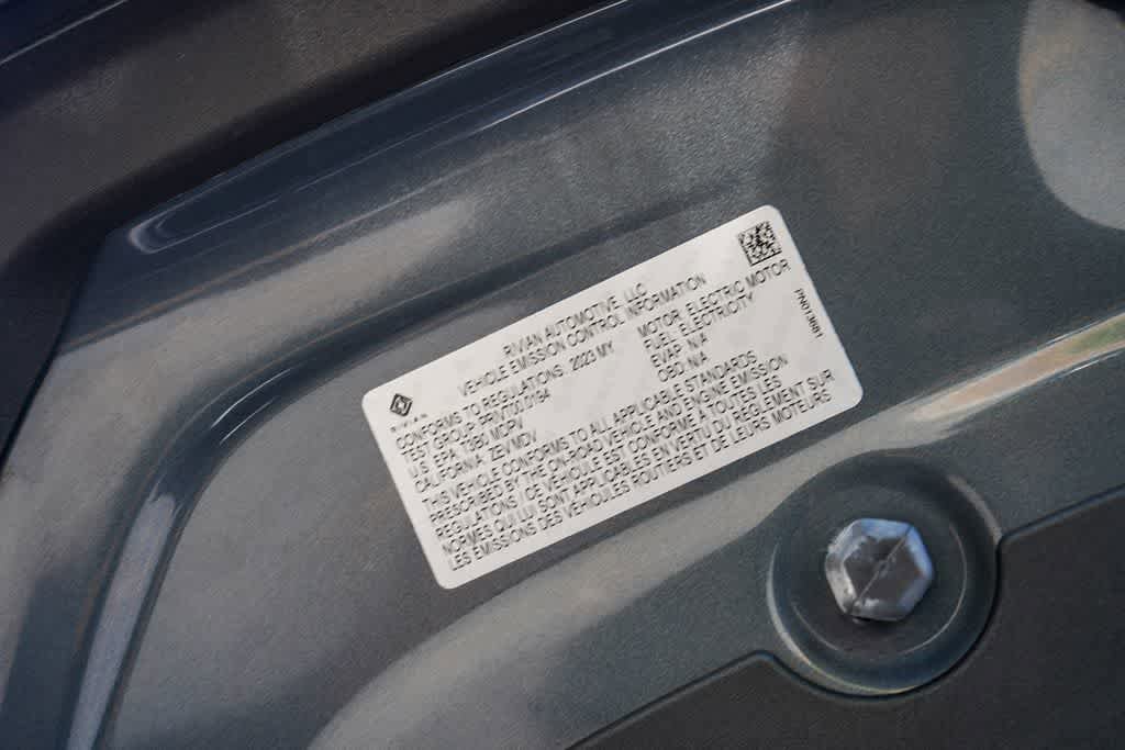 Used 2023 Rivian R1S Adventure AWD/4WD image 26