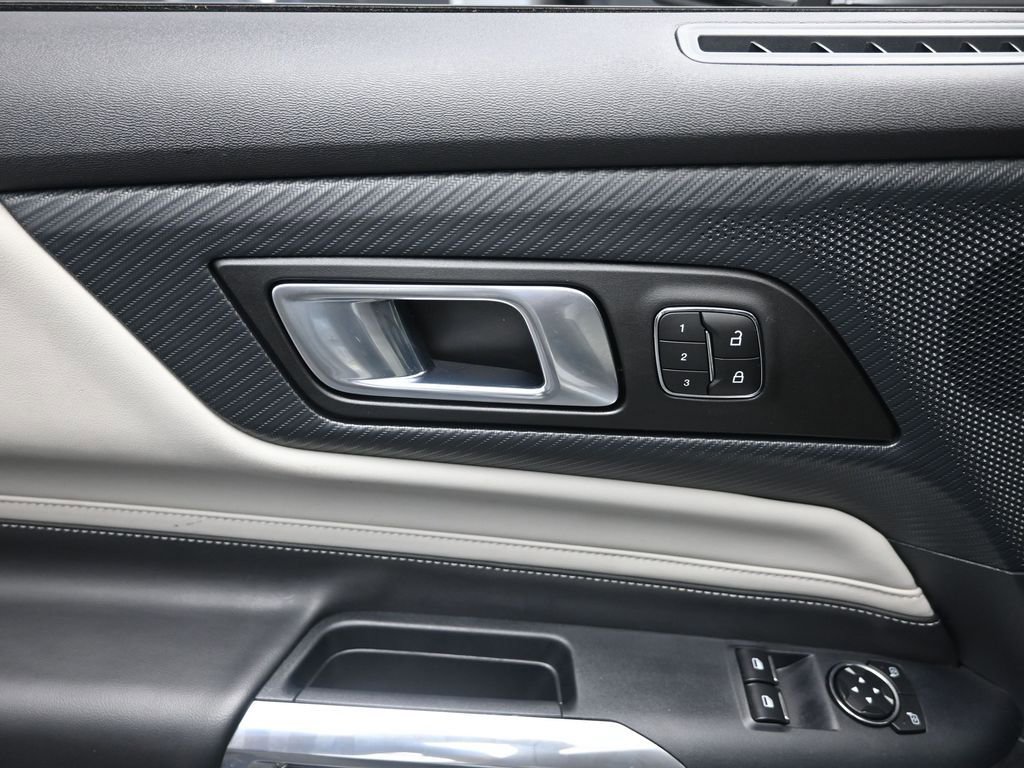 Used 2024 Ford Mustang GT Premium image 18