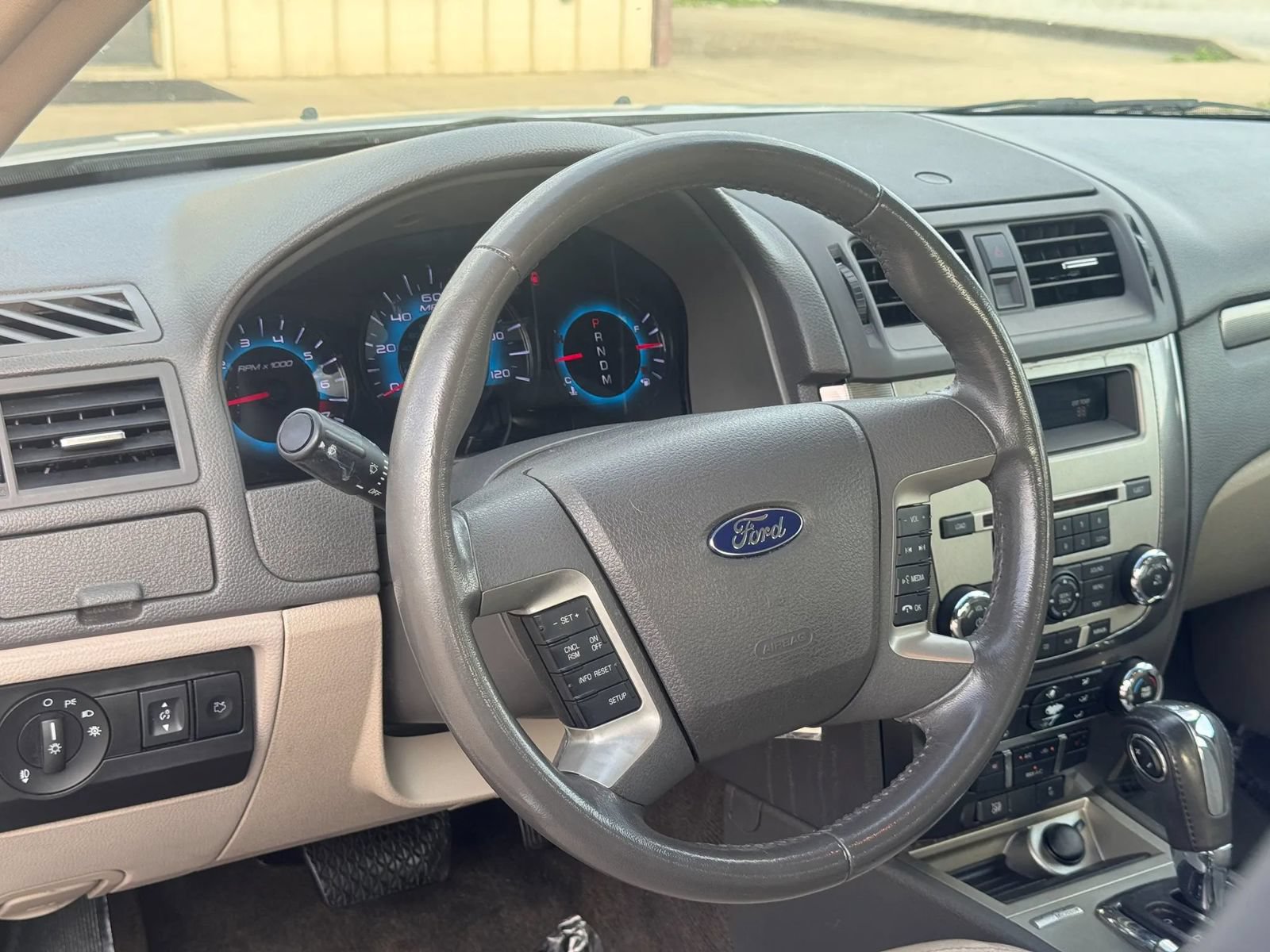 Used 2011 Ford Fusion SEL FWD image 14