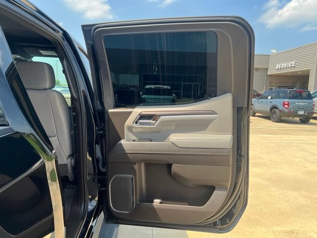 Used 2025 Chevrolet Silverado 1500 LT Trail Boss w/ Convenience Package II AWD/4WD image 21