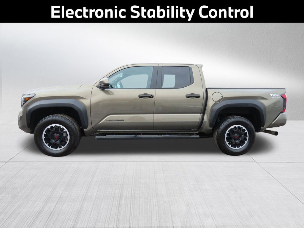 Used 2024 Toyota Tacoma TRD Off-Road image 10