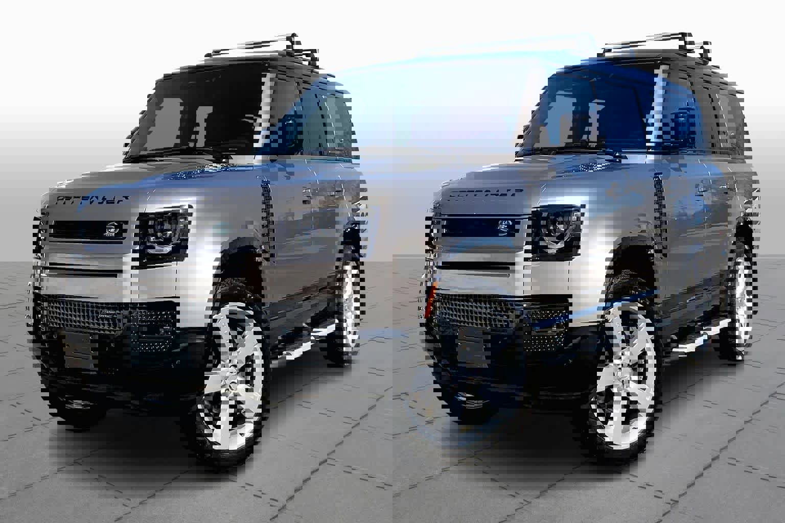 Used 2023 Land Rover Defender 130 X-Dynamic SE image 1