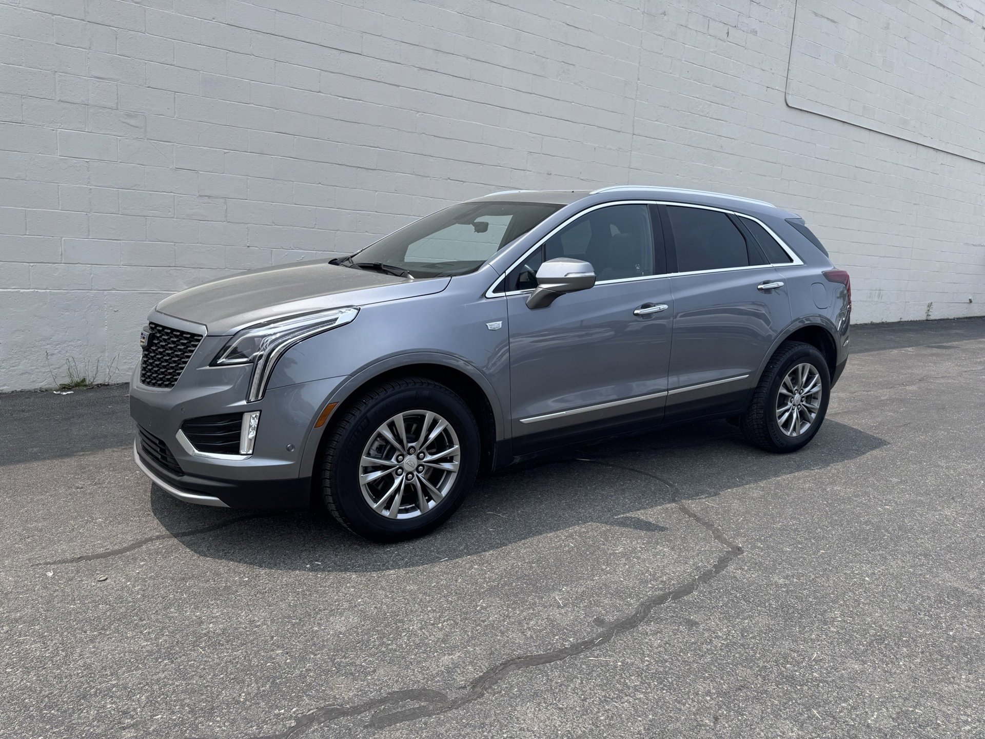 Used 2021 Cadillac XT5 Premium Luxury image 1