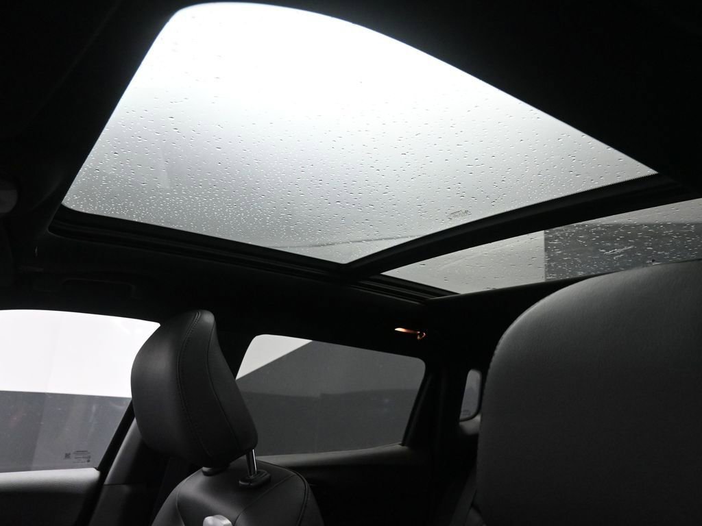 New 2026 Jeep Compass Latitude w/ Sun and Sound Group image 14