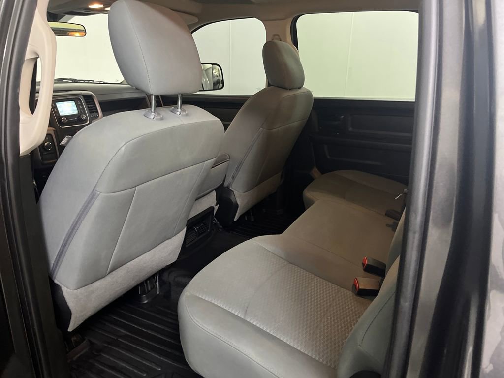 Used 2018 RAM 2500 Tradesman w/ Chrome Appearance Group image 23