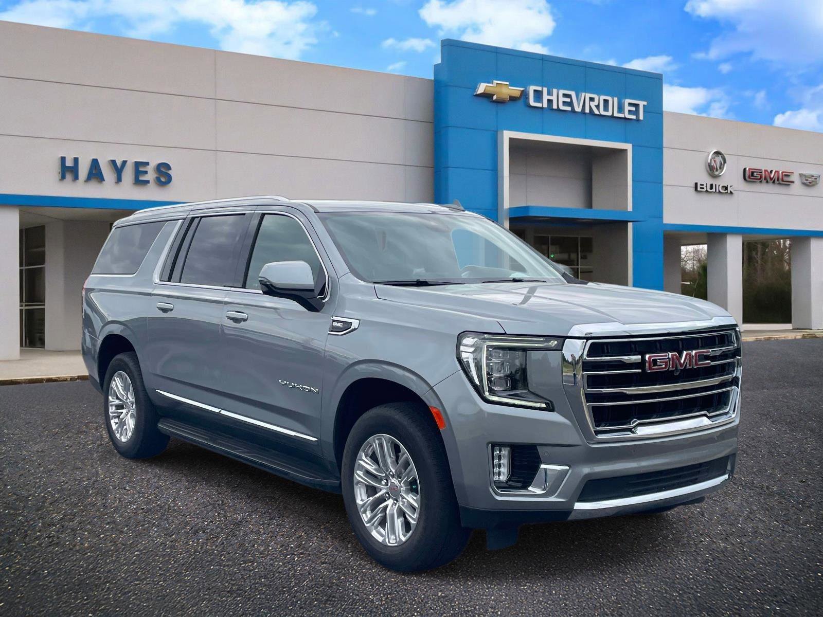 Used 2024 GMC Yukon XL SLT w/ SLT Luxury Package