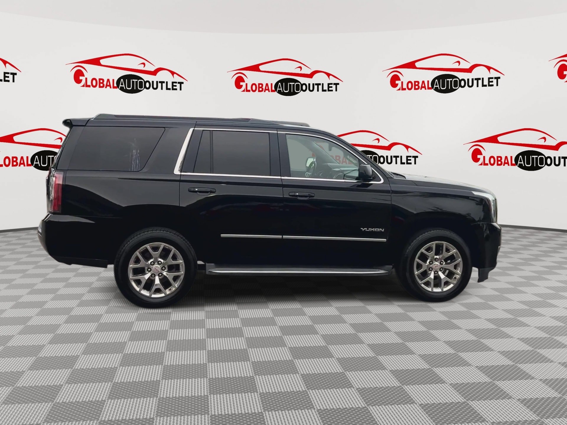 Used 2015 GMC Yukon SLT w/ Open Road Package AWD/4WD image 9
