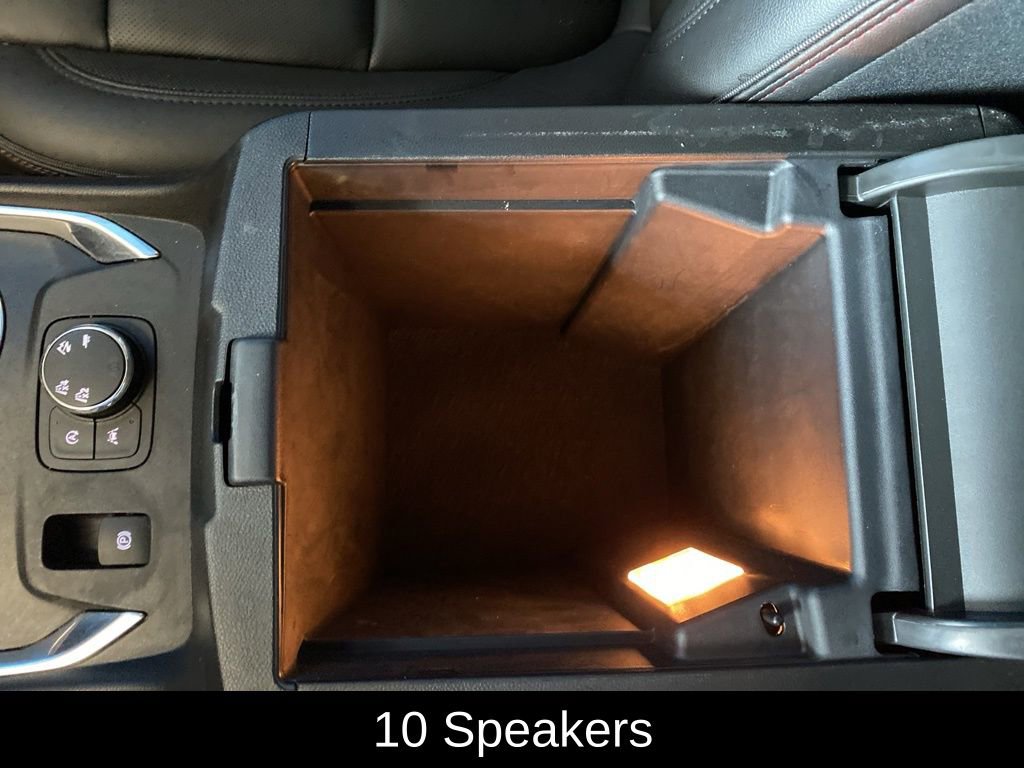 Used 2023 Chevrolet Traverse RS image 10