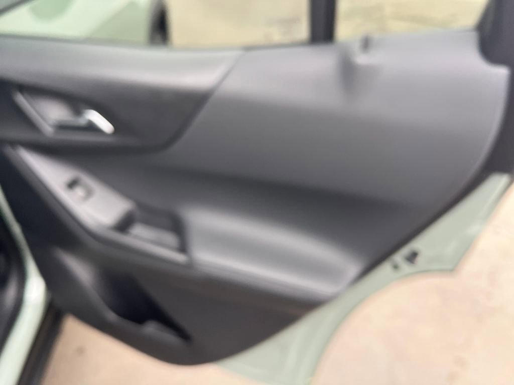 New 2026 Chevrolet Equinox LT image 25