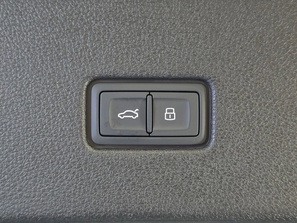 New 2026 Audi Q8 Premium Plus AWD/4WD image 10