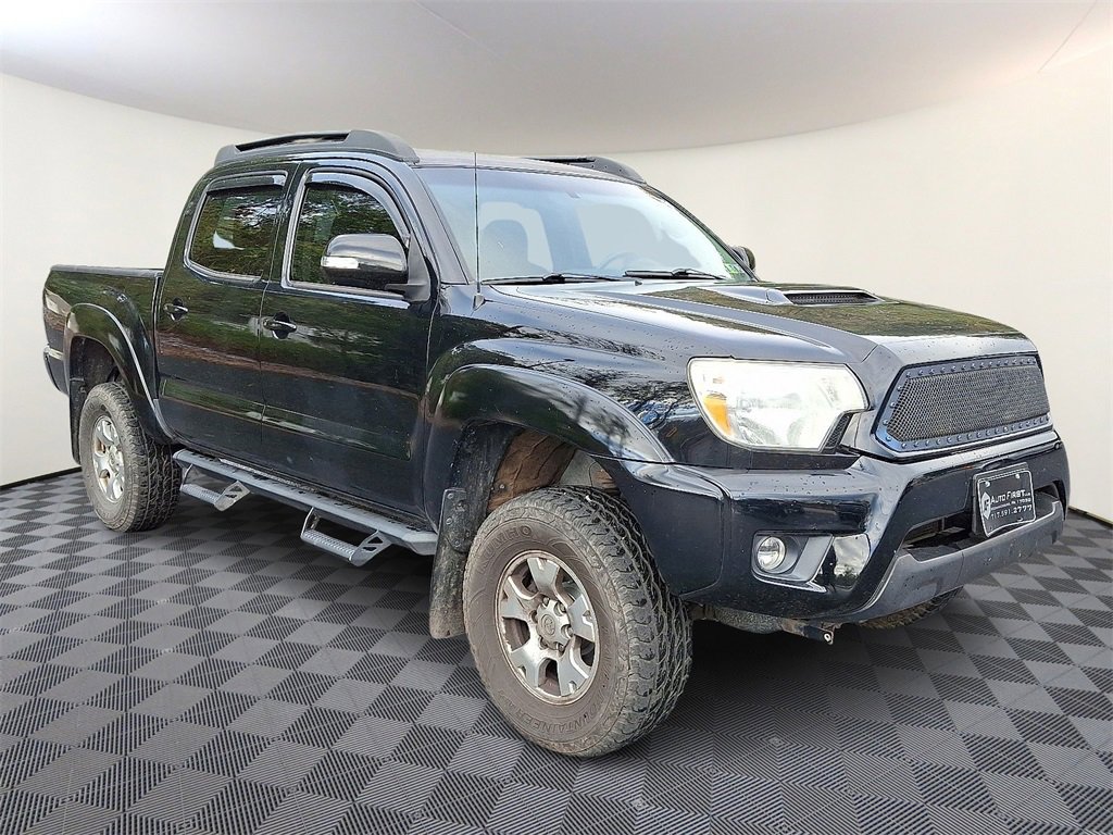 Used 2015 Toyota Tacoma 4x4 Double Cab w/ TRD Sport Package
