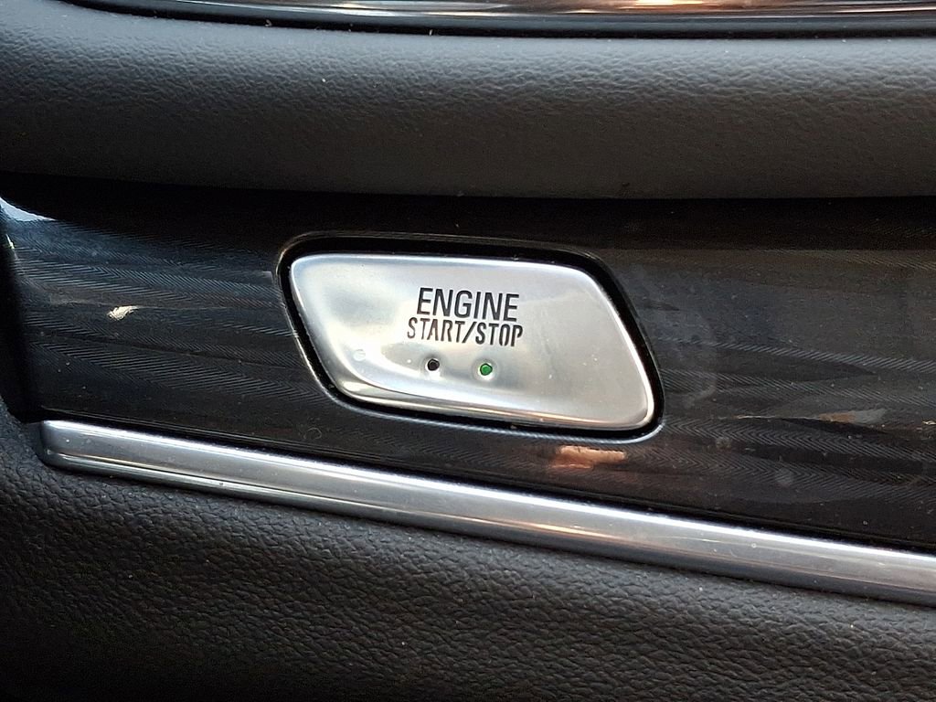 Used 2021 Buick Enclave Premium w/ Surround and Sites Package image 27
