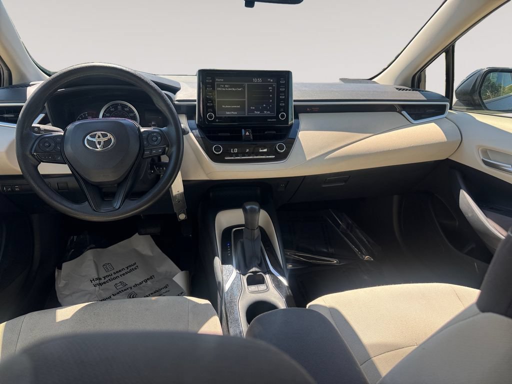 Used 2021 Toyota Corolla LE w/ Carpet Mat Package (TMS) FWD image 10