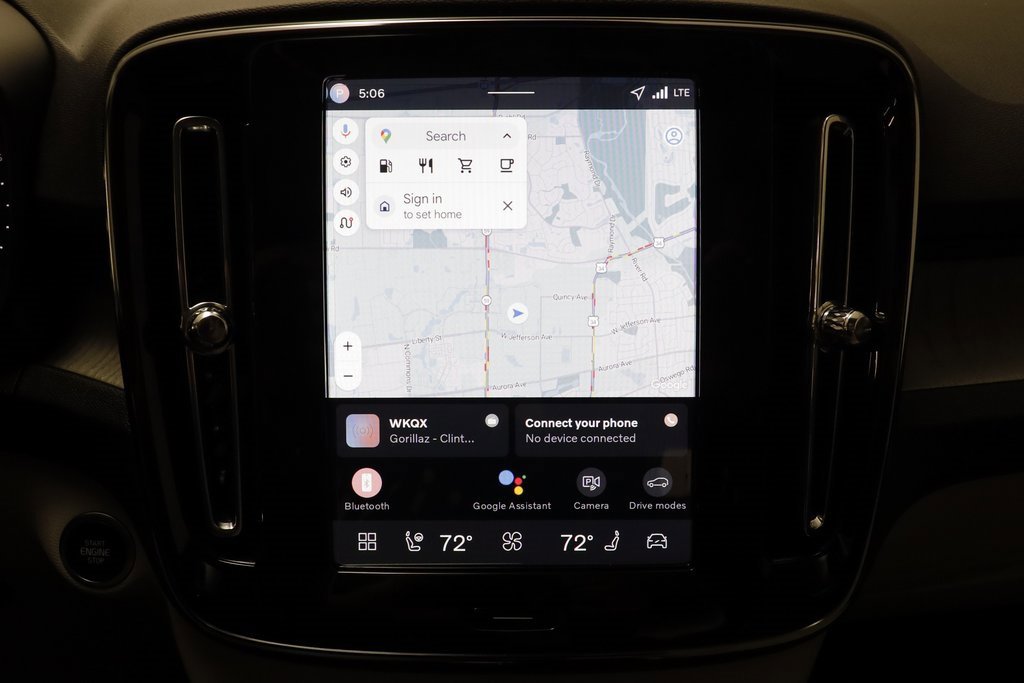 Used 2026 Volvo XC40 B5 Ultra w/ Climate Package image 10