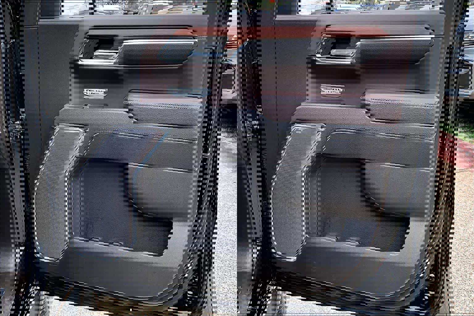 Used 2023 GMC Sierra 1500 Denali w/ Denali Reserve Package AWD/4WD image 23