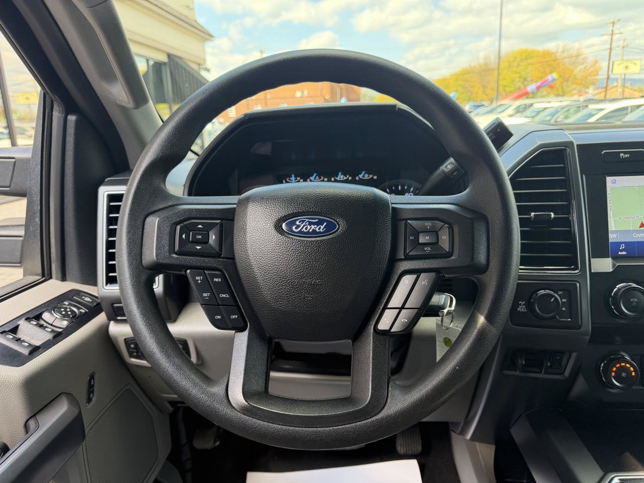 Used 2021 Ford F250 XLT w/ XLT Premium Package AWD/4WD image 15