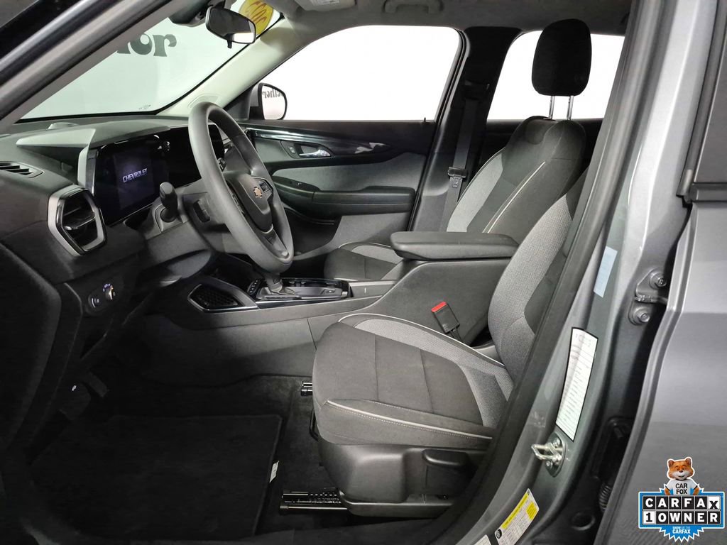 Certified 2025 Chevrolet TrailBlazer LT AWD/4WD image 9