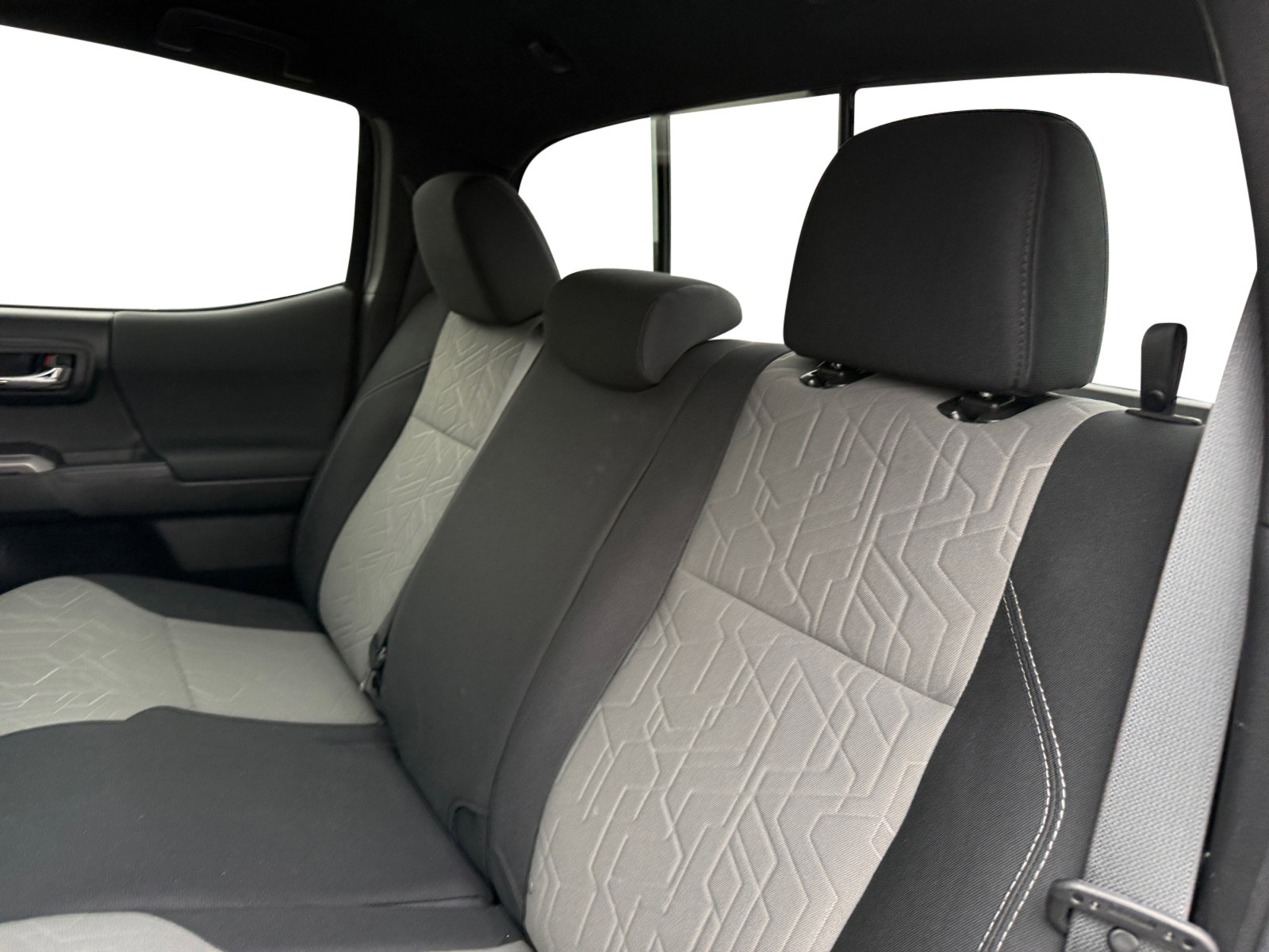 Used 2022 Toyota Tacoma TRD Off-Road image 16