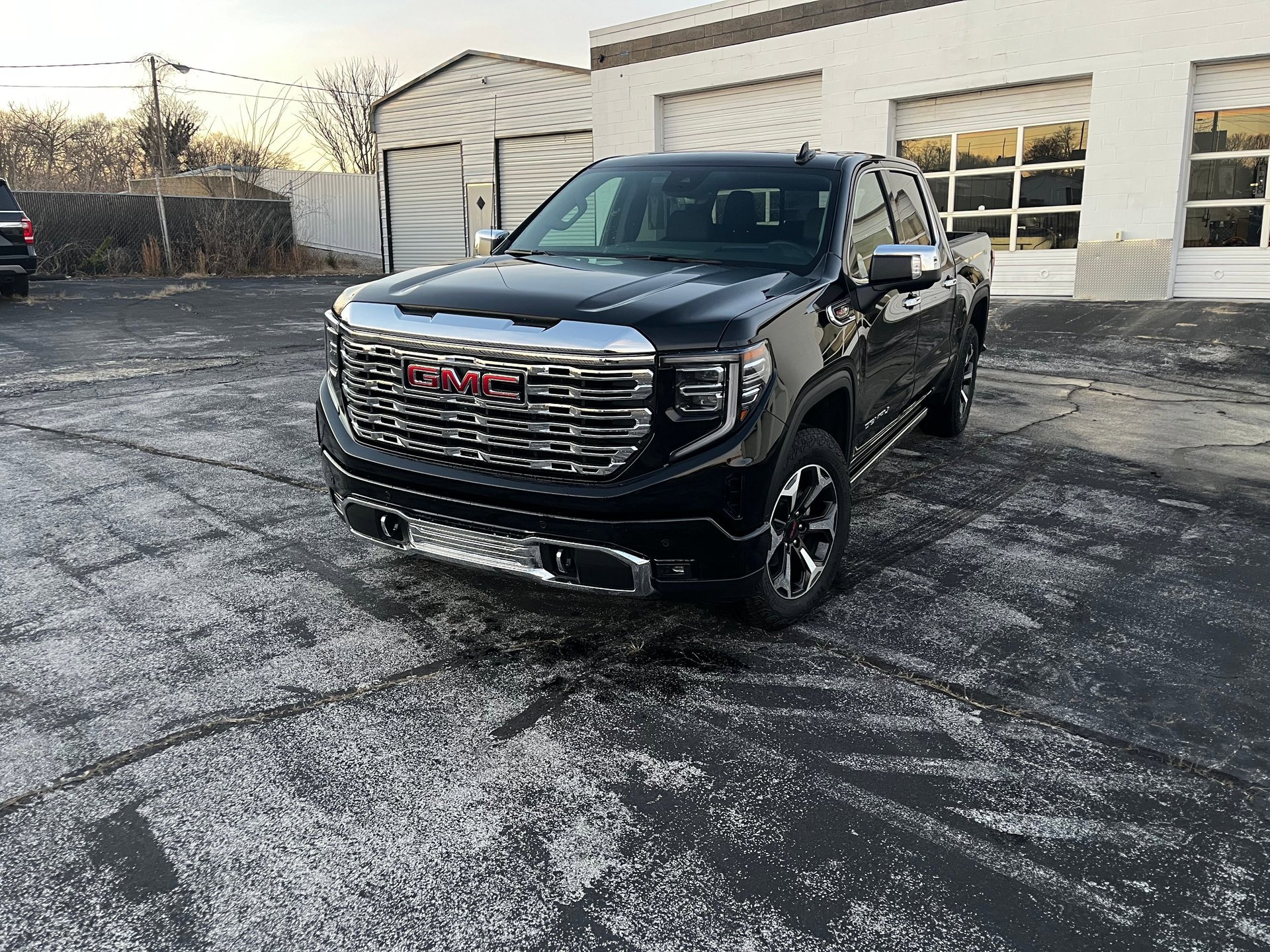 Used 2024 GMC Sierra 1500 Denali w/ Denali Reserve Package image 7