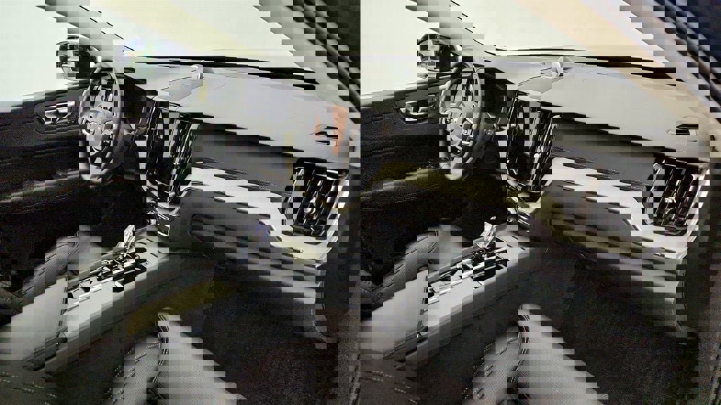 Used 2025 Volvo XC60 B5 Ultra w/ Protection Package Premier AWD/4WD image 25