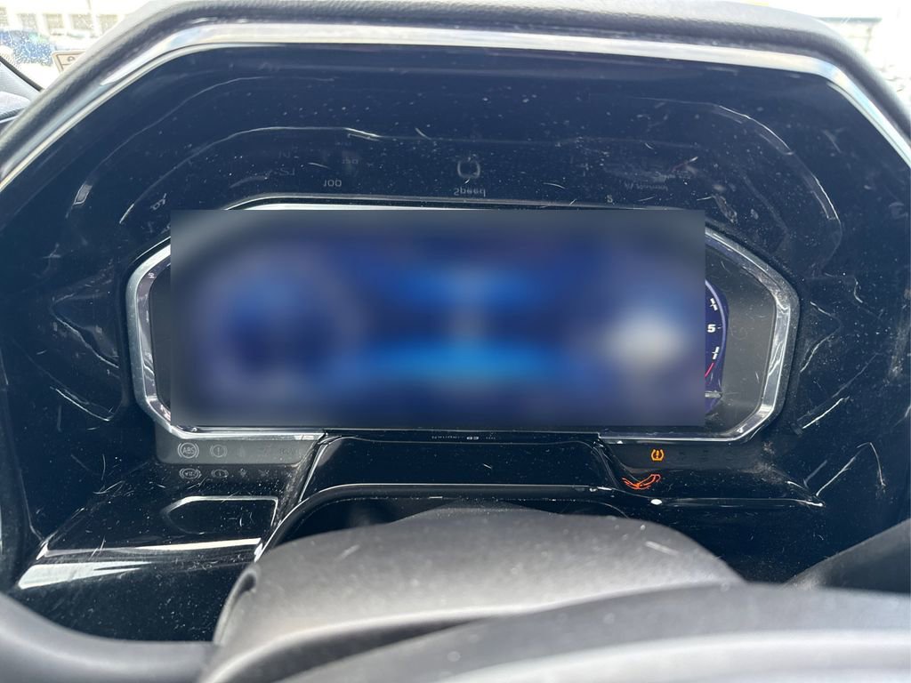 Used 2024 Chevrolet Silverado 1500 LT image 13