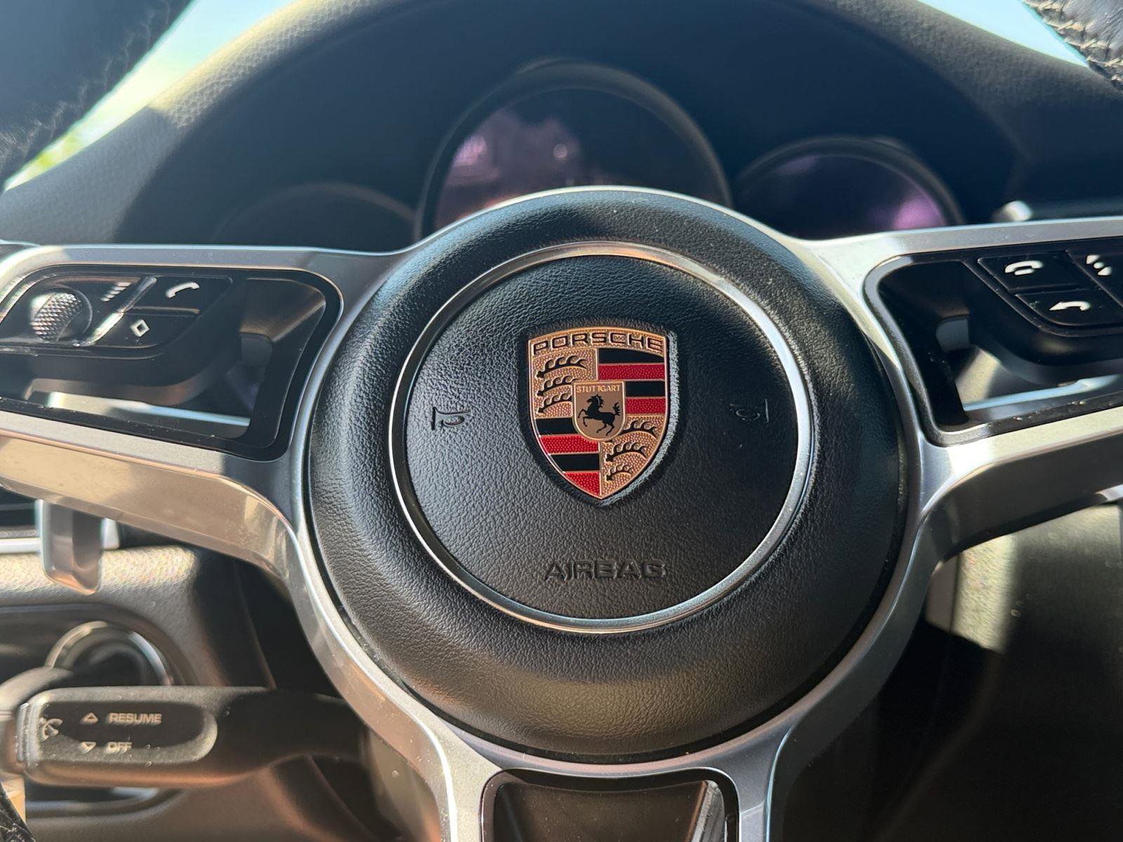Used 2017 Porsche Macan AWD/4WD image 26